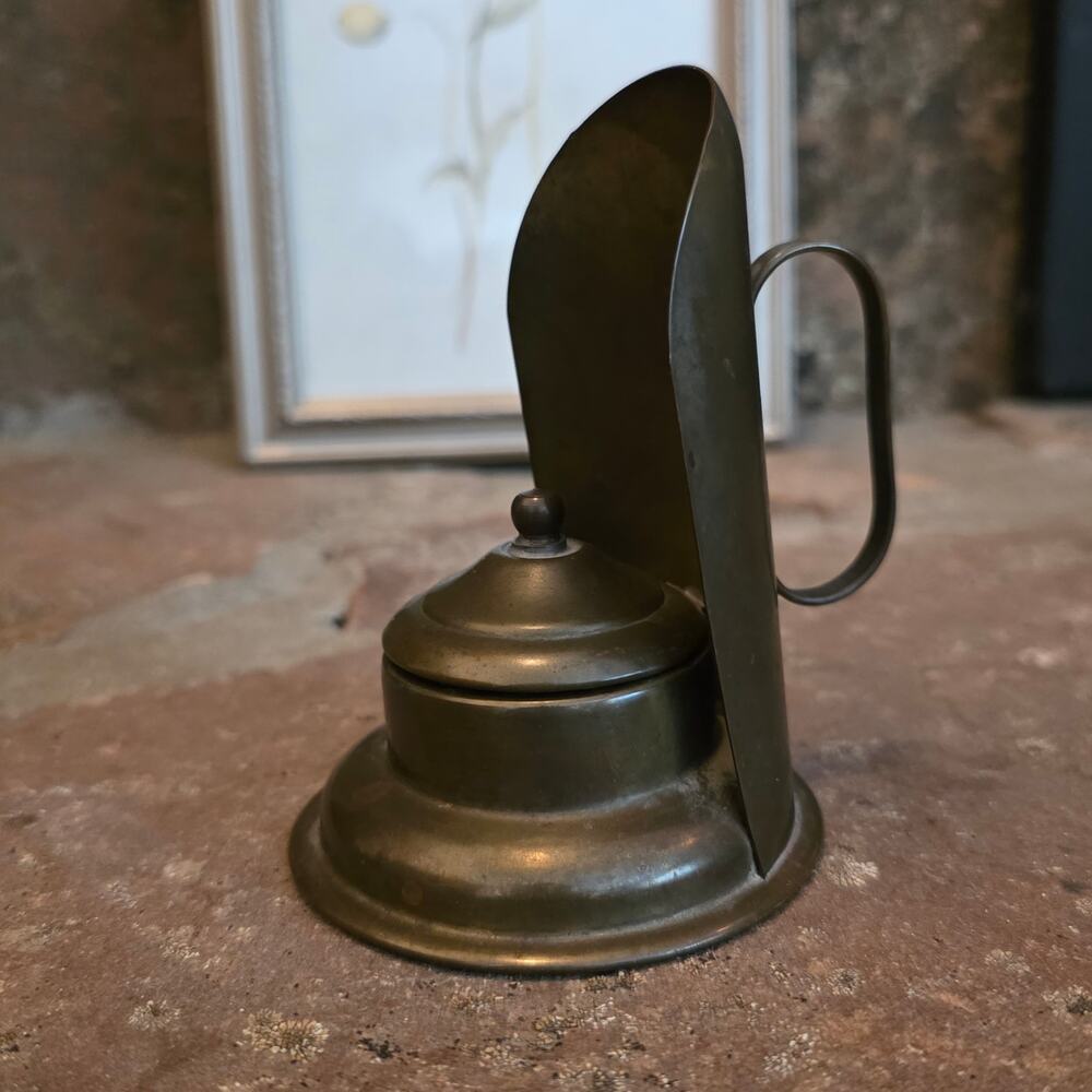 Antique Brass Capstan Inkwell hinged lid glass liner Dark Academia Scuttle VTG
